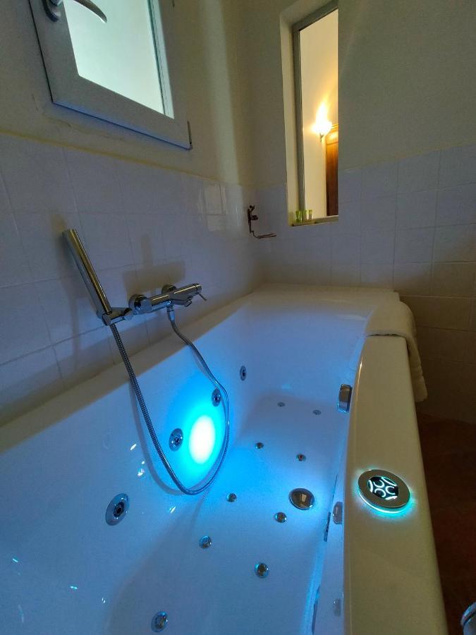 Dimora Sessanio Bed & Breakfast ซานโตสเตฟาโน ดิ เซสซานีโอ ภายนอก รูปภาพ