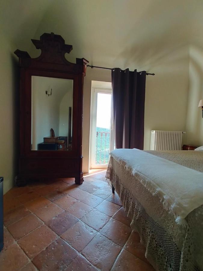Dimora Sessanio Bed & Breakfast ซานโตสเตฟาโน ดิ เซสซานีโอ ภายนอก รูปภาพ